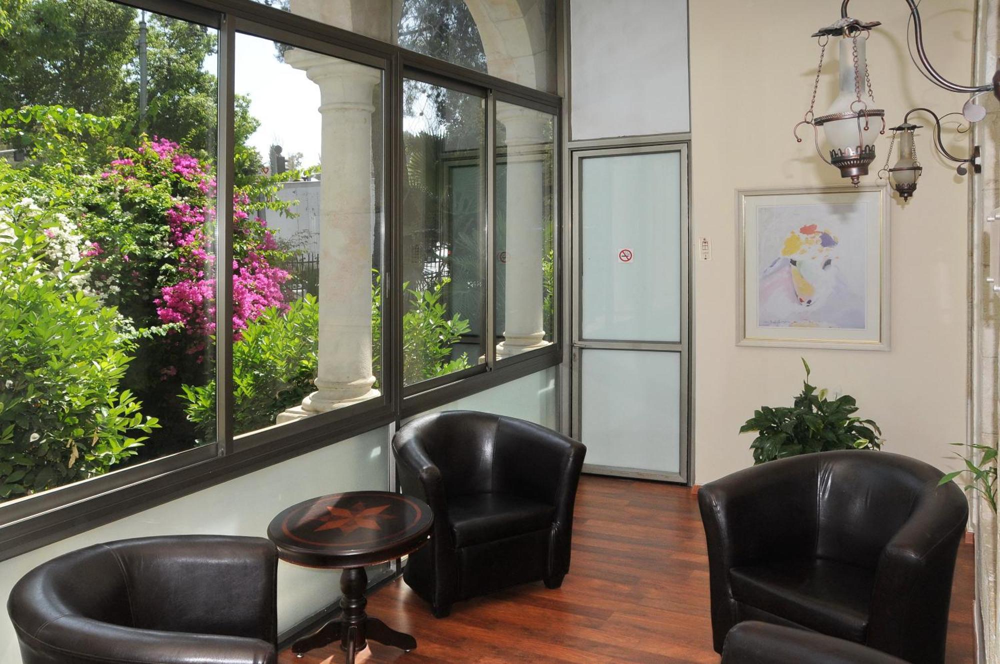 Hotel The Little House In Bakah Jerusalem Exterior foto