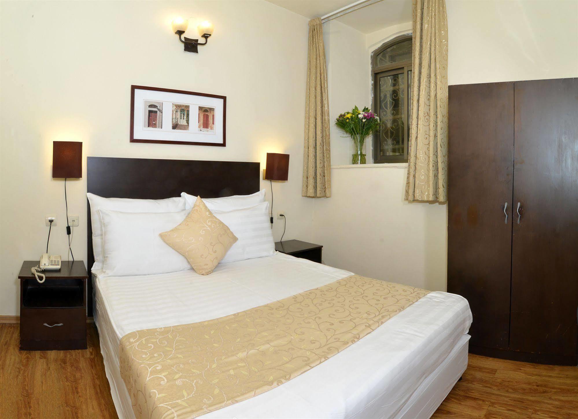 Hotel The Little House In Bakah Jerusalem Exterior foto