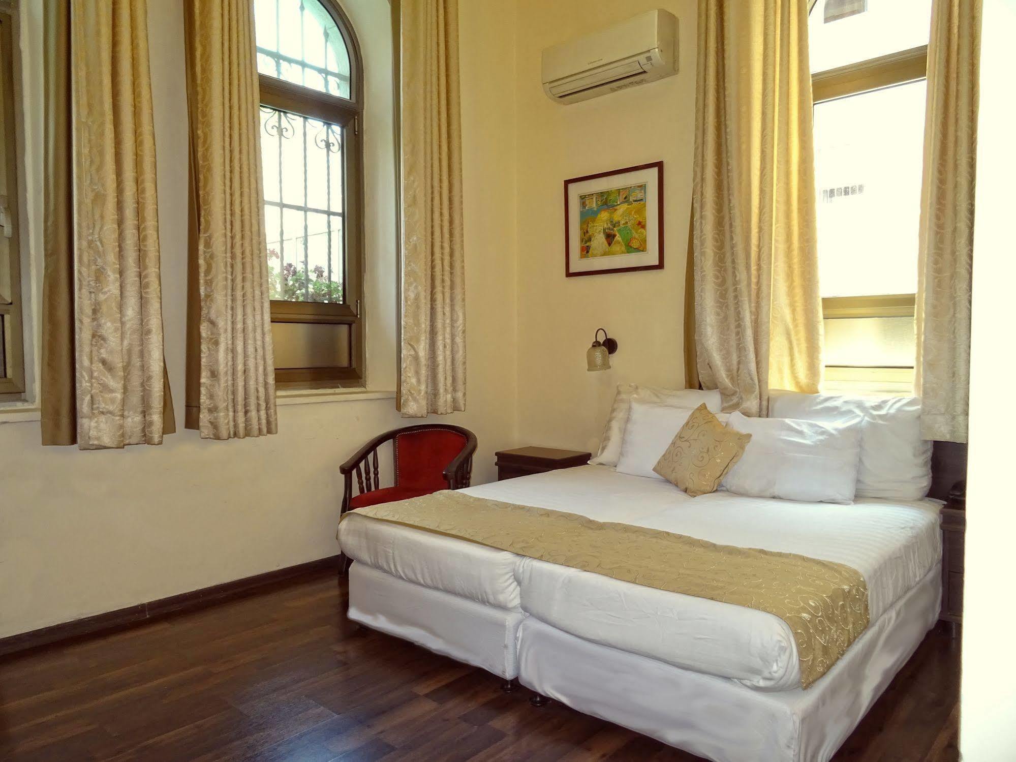 Hotel The Little House In Bakah Jerusalem Exterior foto